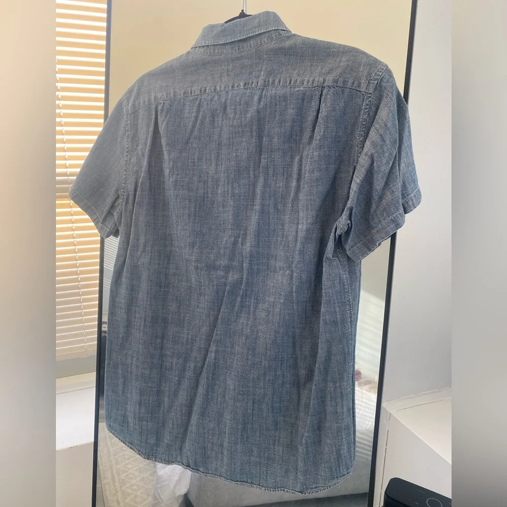 J. Crew - Short-Sleeve 100% Organic Chambray Cotton Button Down - Size M Slim
